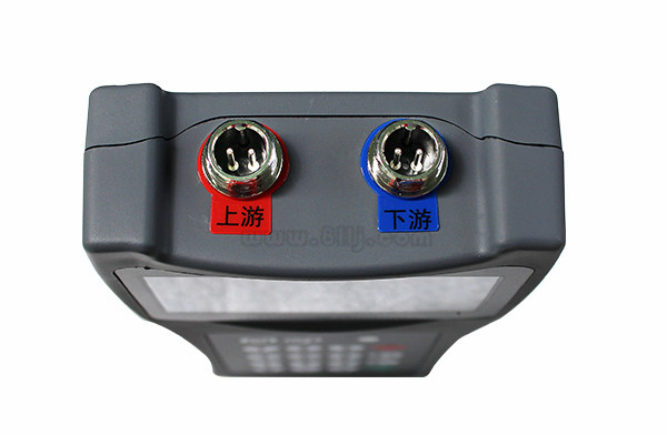 手持式超声波流量计